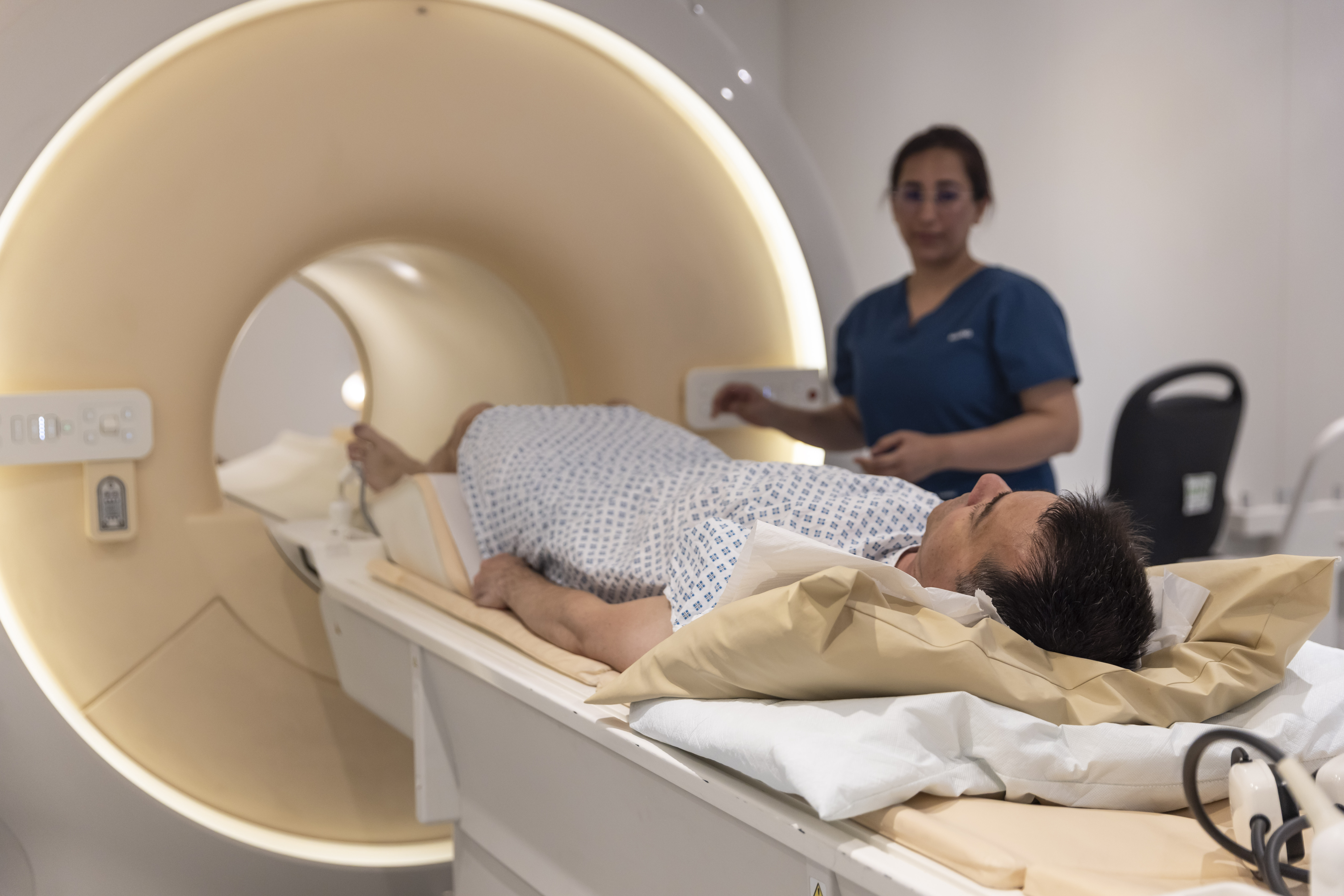 202505 TRANSFORM MRI Shoot UCH 30